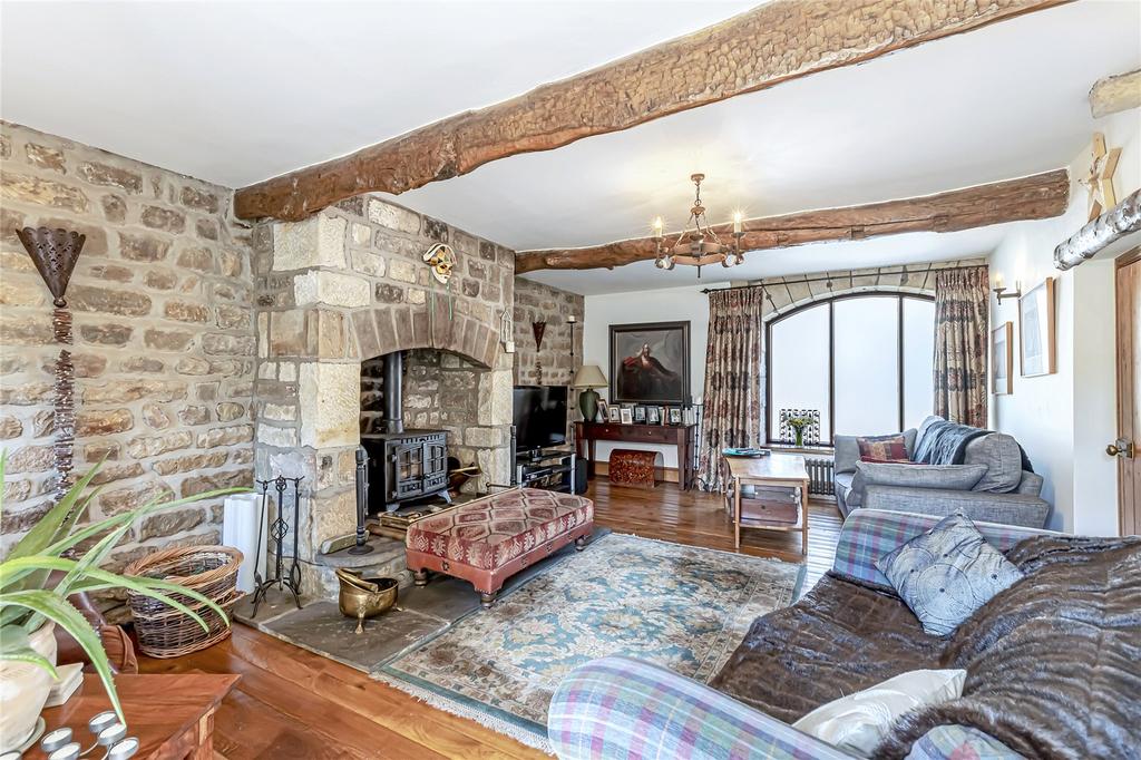 Main Street, Addingham, Ilkley, West Yorkshire, LS29 4 bed terraced house for sale £699,950