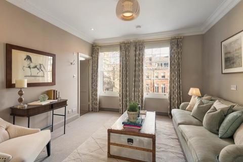 3 bedroom flat for sale, Cheyne Gardens, London