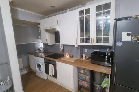 168 Undercliffe Road, Bradford, BD2 3DD