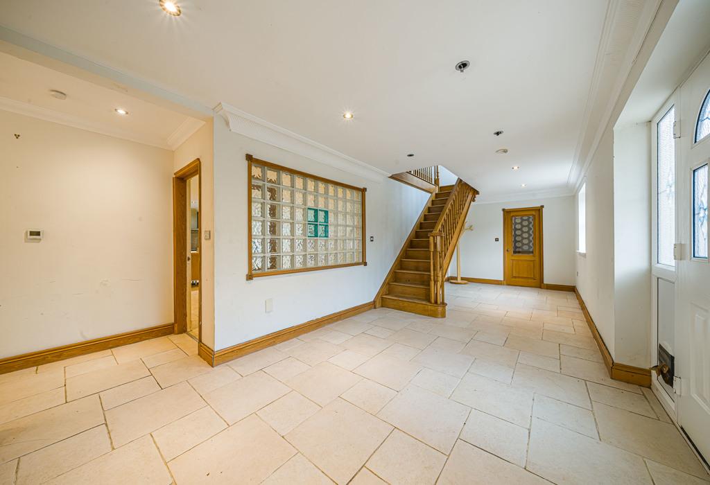 Deadmoor Lane, Burghclere, Newbury, Berkshire 8 bed detached house for