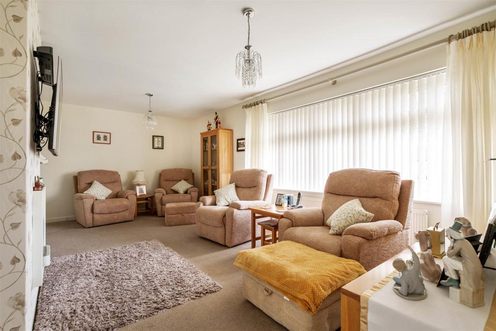 Downing Close, West Meads, Bognor Regis, PO21 3 bed detached bungalow