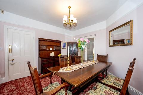 214 Birchfield Road, Redditch, B97 4NA