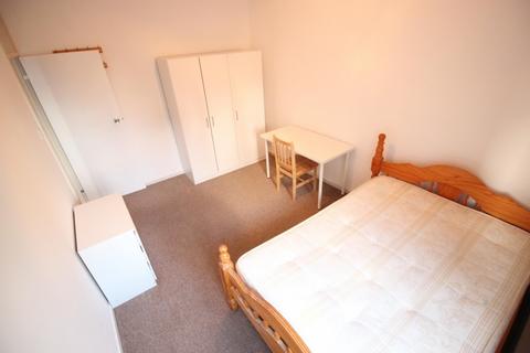 5 bedroom maisonette to rent, Poplar, LONDON, E14