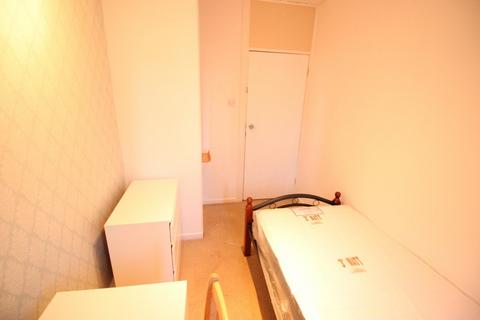 5 bedroom maisonette to rent, Poplar, LONDON, E14