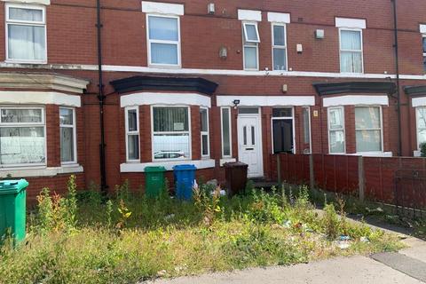 6 bedroom terraced house to rent, Hathersage Road, Manchester, M13