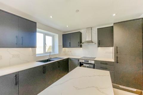 4 bedroom detached house for sale - Swansea Road, Waunarlwydd, Swansea, West Glamorgan, SA5 4SU
