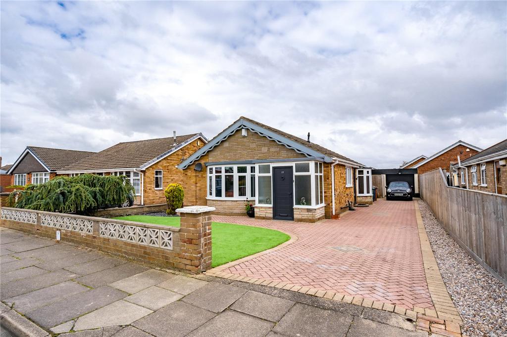 Wesley Crescent, Cleethorpes, Lincolnshire, DN35 2 bed bungalow for