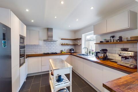 3 bedroom bungalow for sale, Green Lane, Chertsey, Surrey, KT16