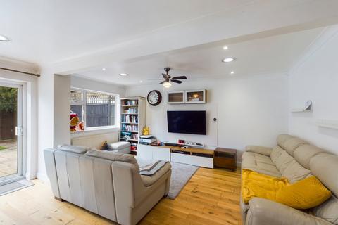 3 bedroom bungalow for sale, Green Lane, Chertsey, Surrey, KT16