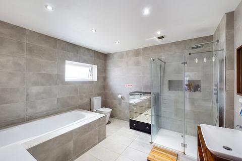 3 bedroom bungalow for sale, Green Lane, Chertsey, Surrey, KT16