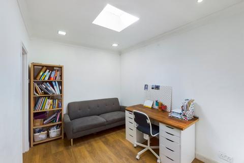undefined, Green Lane, Chertsey, Surrey, KT16