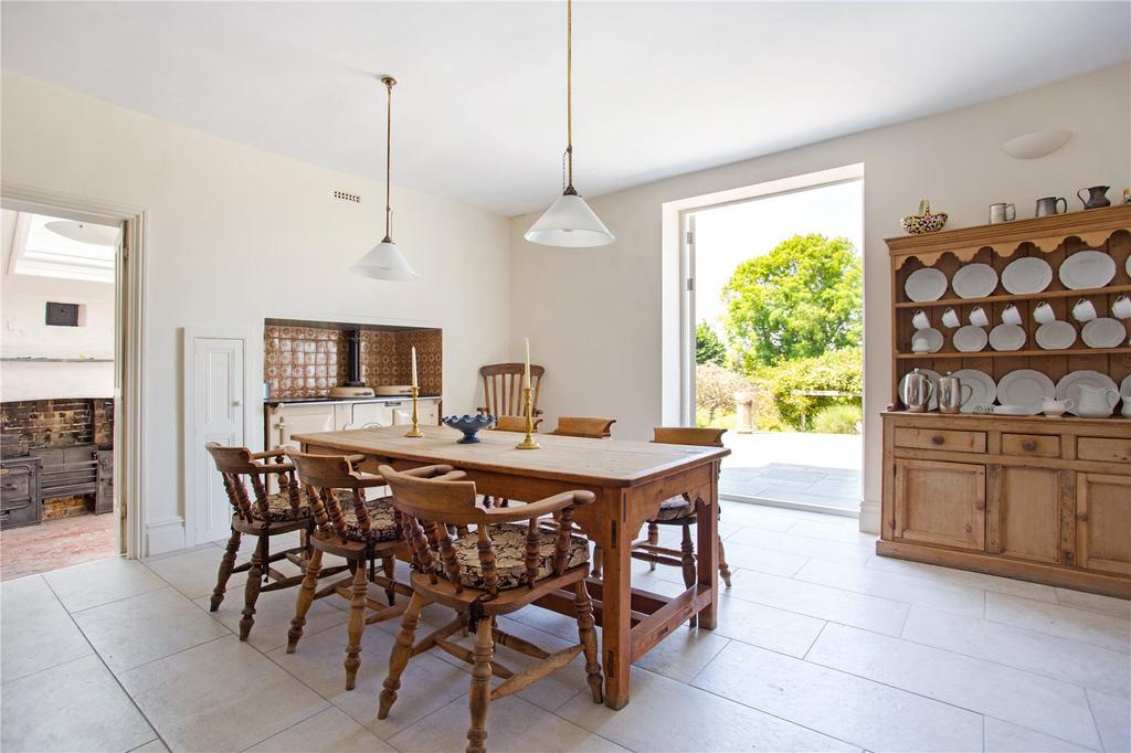 Kitchen/Breakfast