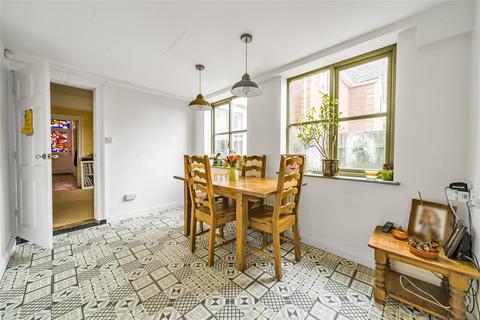3 bedroom detached house for sale - Theydon Avenue, Woburn Sands, Milton Keynes, Buckinghamshire, MK17