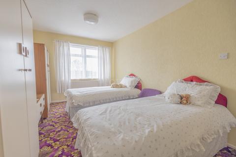 12 Avenue B, Upton, Gainsborough, DN21 5NT
