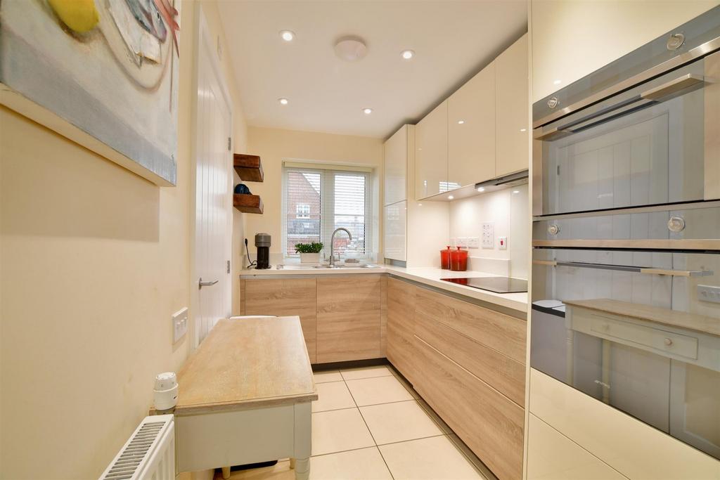 Cook Way, Broadbridge Heath, Horsham, West Sussex 2 bed terraced house