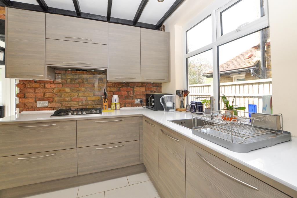 Bingham Road CR0 5 bed semidetached house for sale £850,000