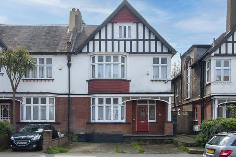 18 Bingham Road, Croydon, CR0 7EB