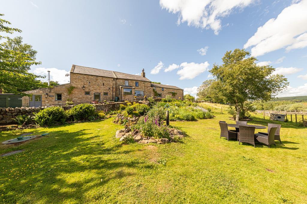 Knockburn Farm, Sinderhope, Hexham, Northumberland NE47 4 bed farm
