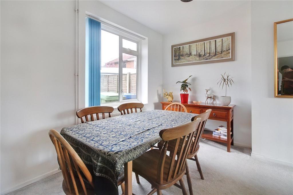 Robin Hood Road, Norwich, Norfolk, NR4 3 bed semidetached house £260,000