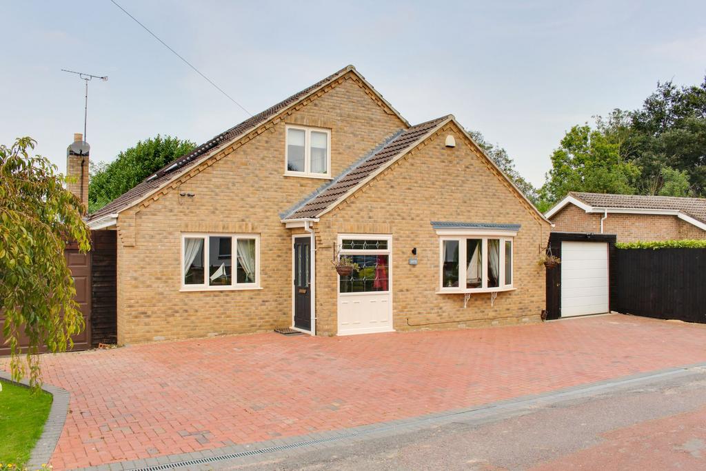 Little Dowgate, Leverington, PE13 4 bed detached house for sale £320,000