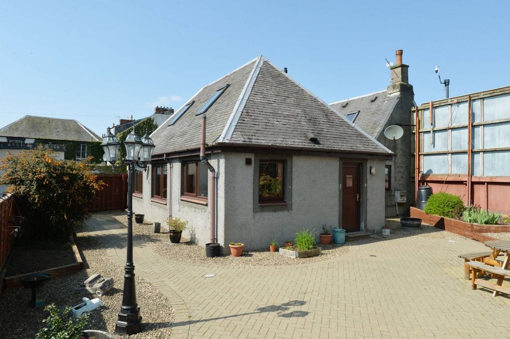 2 Isles Street, Newmilns, KA16 9DP 3 bed cottage for sale £219,999