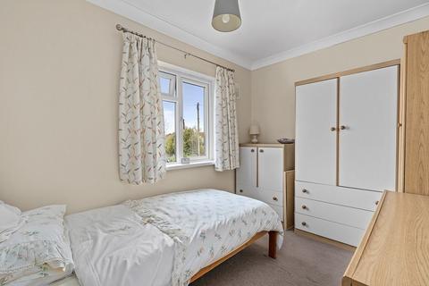 6 Bevis Close, Warsash, Southampton, SO31 9GL