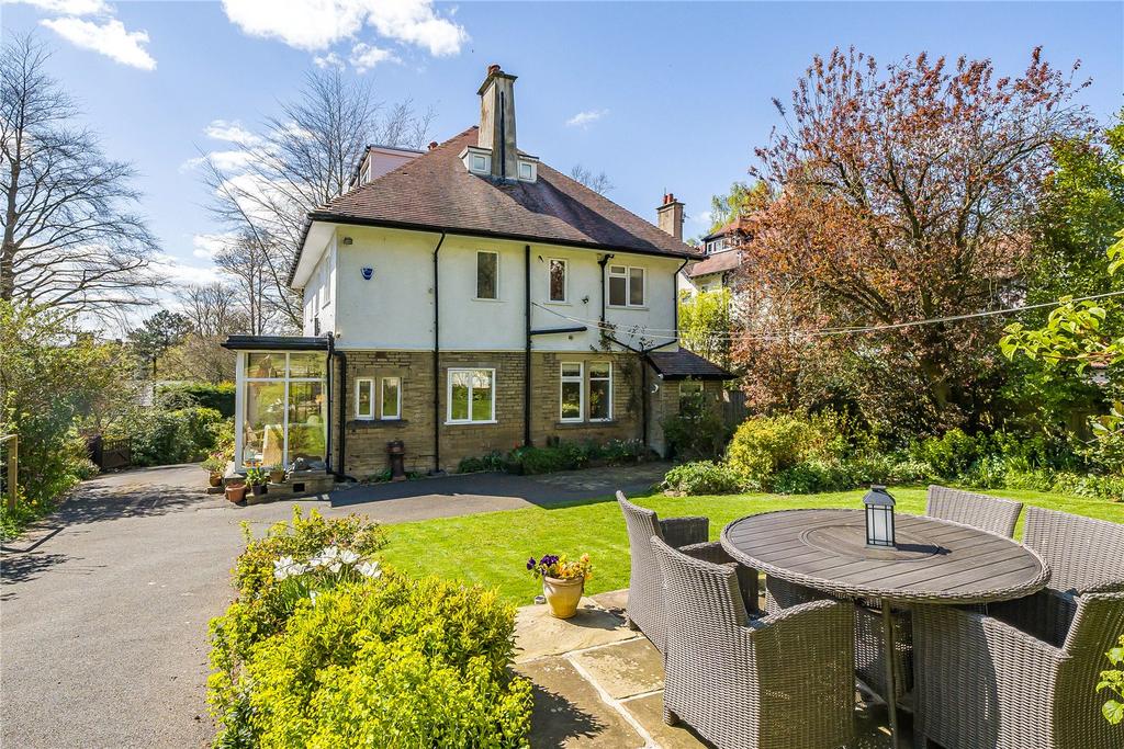 Villa Road, Bingley, West Yorkshire, BD16 5 bed detached house for sale