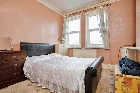 12 Warwick Terrace, Sunderland, SR3 1BP