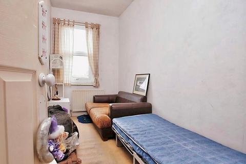 12 Warwick Terrace, Sunderland, SR3 1BP