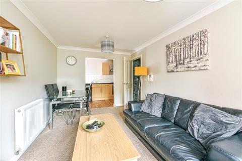 1 bedroom flat for sale, Robins Court, Alresford, Hampshire, SO24