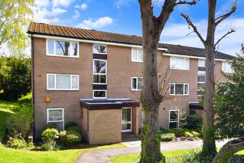 1 Engadine Close, Croydon, CR0 5UU