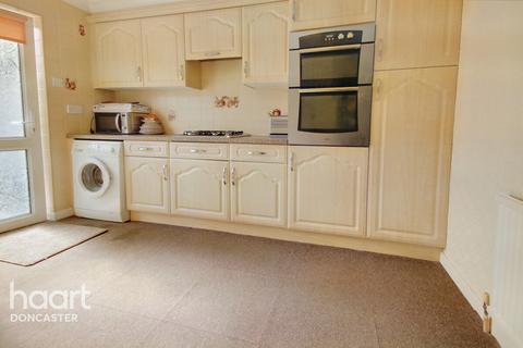 11 Appleton Way, Doncaster, DN5 9NE