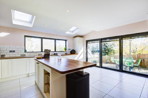 31 Somertrees Avenue, London, SE12 0BS
