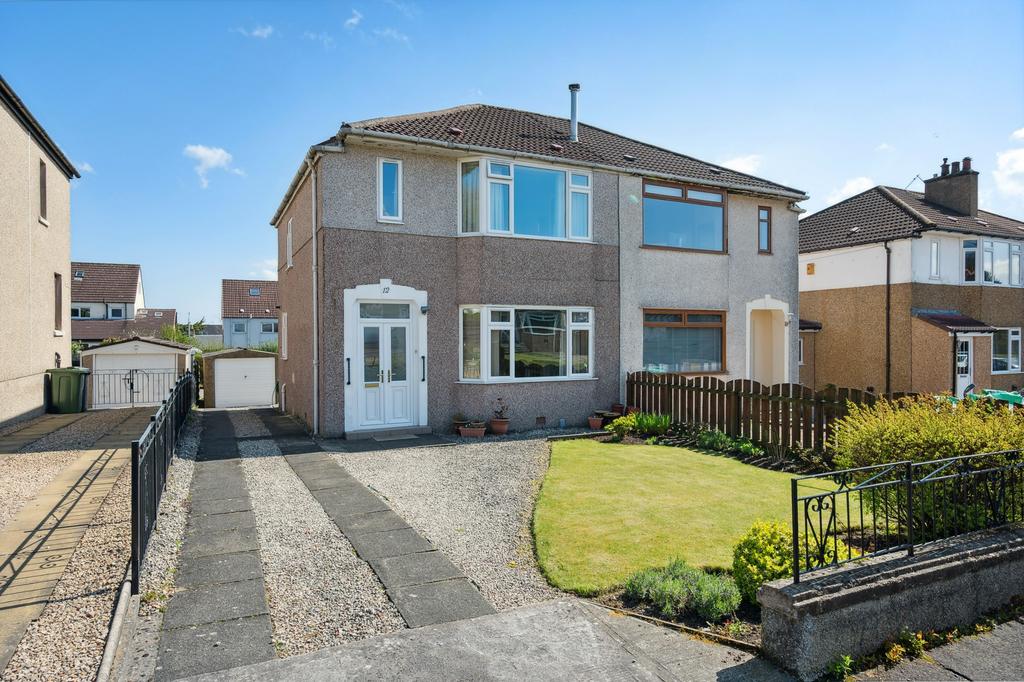 Avon Avenue, Bearsden, East... 3 bed semidetached house £260,000