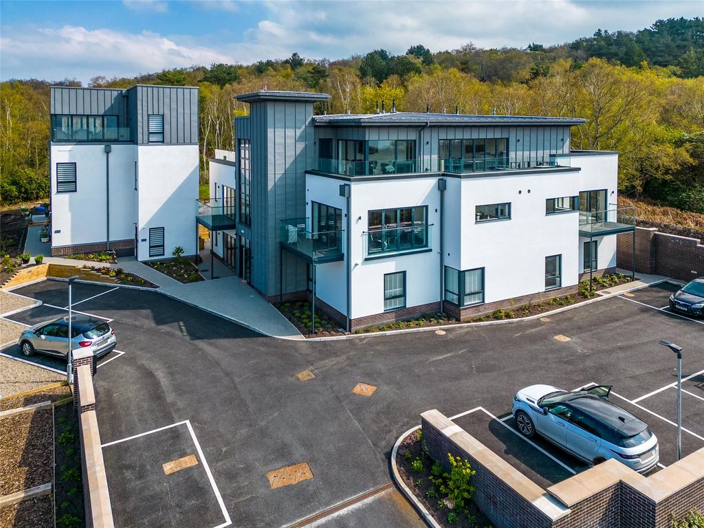 Caldy Road, Caldy, Wirral, CH48 3 bed apartment for sale £795,000