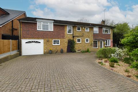 undefined, Ashburnham Gardens, Upminster RM14