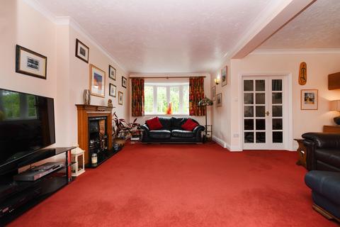 undefined, Ashburnham Gardens, Upminster RM14