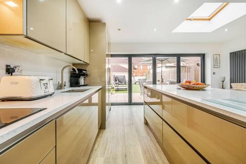 44 Tramway Path, Mitcham, CR4 4BD