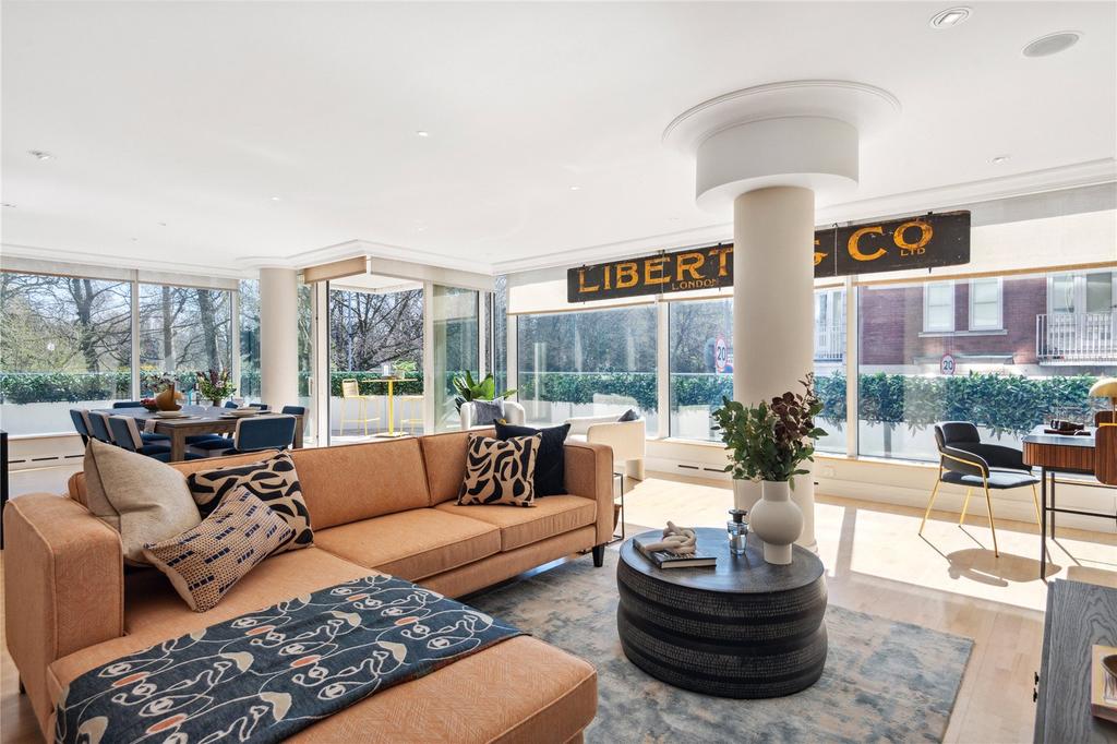 Albert Bridge House, 127 Albert Bridge Road, Battersea, London, SW11 3 bed apartment for sale