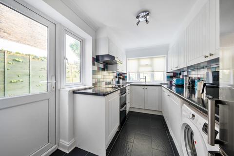 91 Stanley Gardens Road, Teddington, TW11 8SY