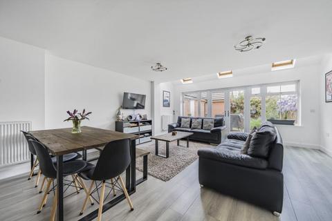 48 Blackthorn Road, Didcot, OX11 6AY