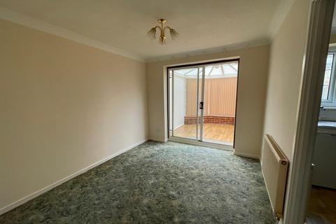 47 Yeates Drive, Kemsley, Sittingbourne, ME10 2PE