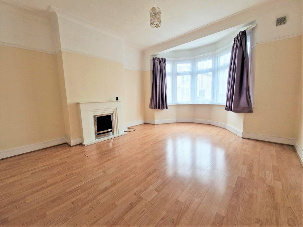 Castleton Road, Goodmayes IG3 9QS 3 bed terraced house £525,000