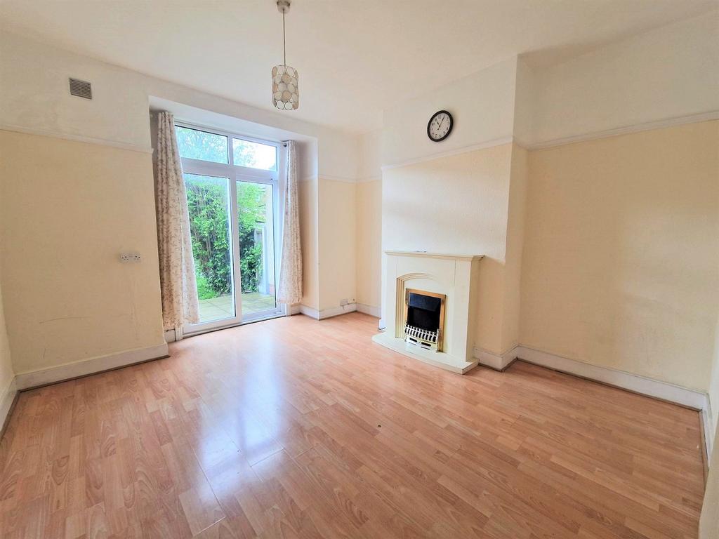 Castleton Road, Goodmayes IG3 9QS 3 bed terraced house £525,000