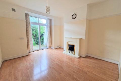 102 Castleton Road, Ilford, IG3 9QS