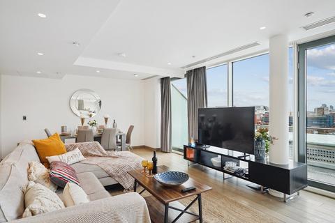 3 bedroom apartment to rent, Wardour Street, London, W1D