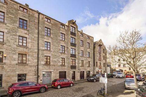 3 bedroom flat for sale, 56-6 Timber Bush, The Shore, Edinburgh, EH6 6QH