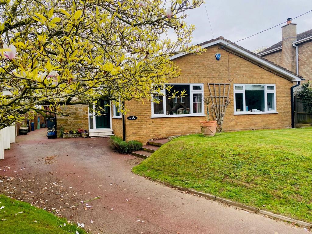 Church Lane, Cold Higham, Northamptonshire NN12 8LS 4 bed detached