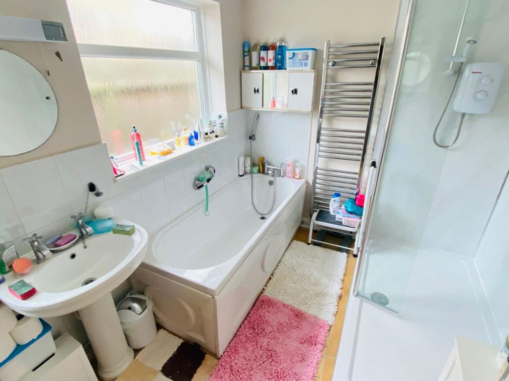 Family bathroom