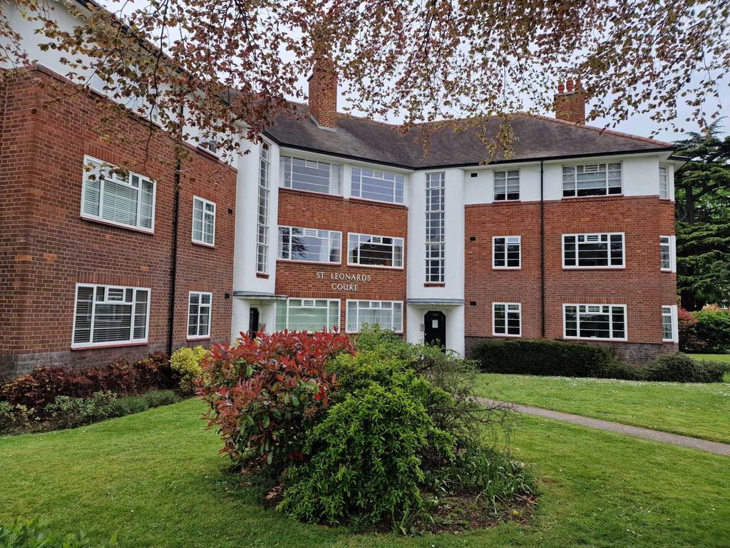 St Leonards Road, Mortlake 1 bed flat - £1,500 pcm (£346 pw)